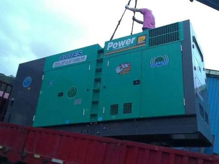 北辰柴油发电机组转速不稳定时，如何对发动机进行维护？