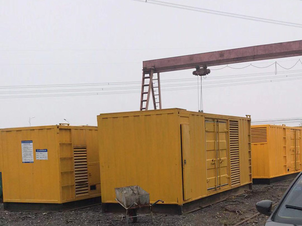 北辰100kw柴油发电机组每小时油耗？